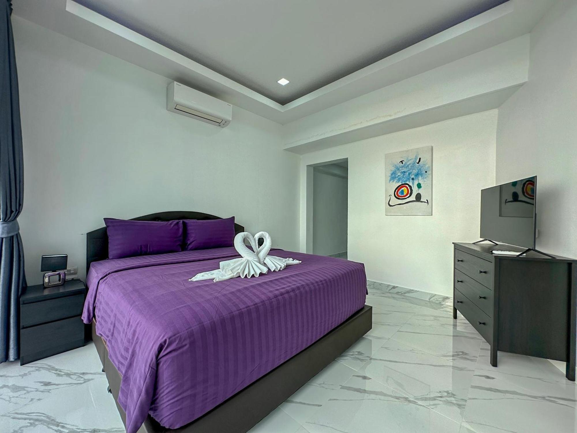 Stunning Beachfront View Luxurious Apartment 40 Джомтьен Экстерьер фото