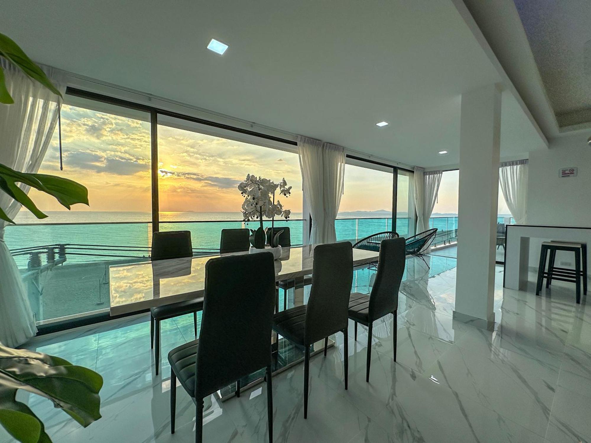 Stunning Beachfront View Luxurious Apartment 40 Джомтьен Экстерьер фото