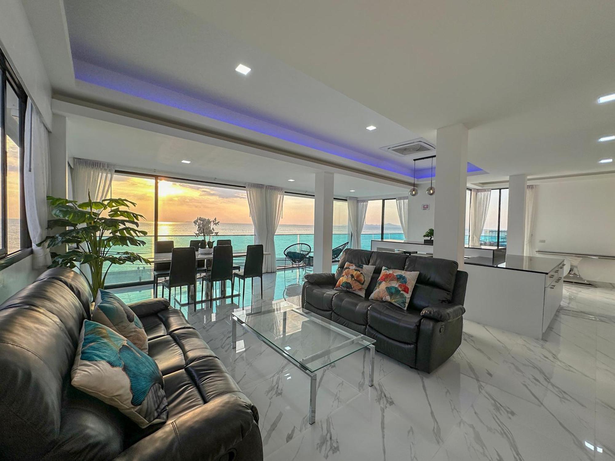 Stunning Beachfront View Luxurious Apartment 40 Джомтьен Экстерьер фото