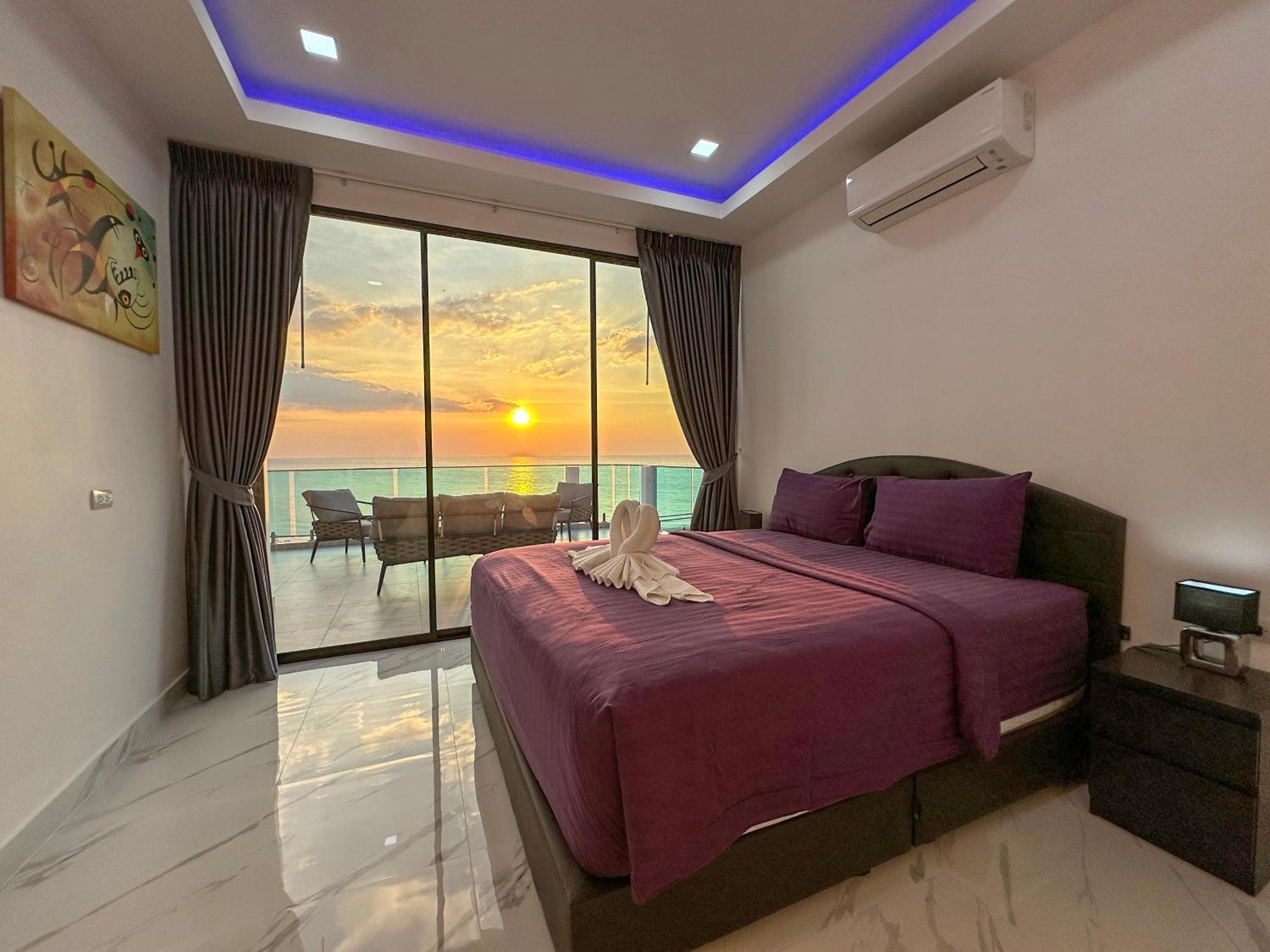 Stunning Beachfront View Luxurious Apartment 40 Джомтьен Экстерьер фото